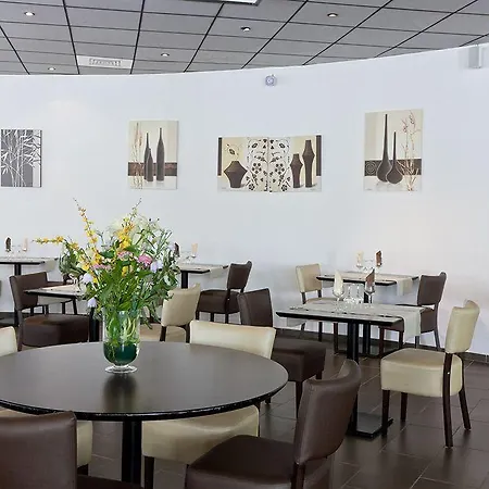 Hotel Cela - Et Alenya